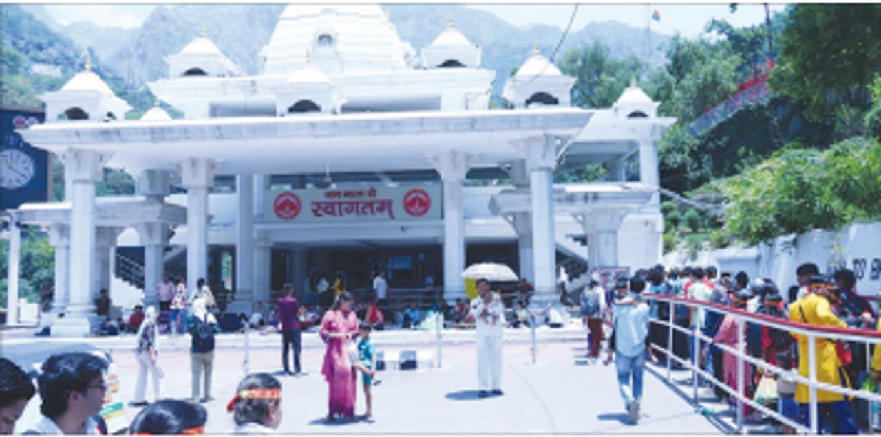Rs 15 Cr approved to revive traditional Vaishno Devi pilgrimage route Rs 15 Cr approved to revive traditional Vaishno Devi pilgrimage route