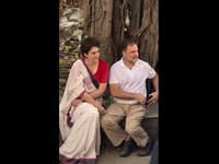 Day after oppn march, Rahul, Priyanka booked for entering Akashvani Bhawan without permission