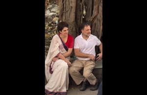 Day after oppn march, Rahul, Priyanka booked for entering Akashvani Bhawan without permission