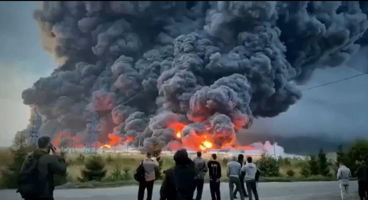 Ukraine's strikes on Russian data centres disrupt key services, derail AI research Ukraine's strikes on Russian data centres disrupt key services, derail AI research