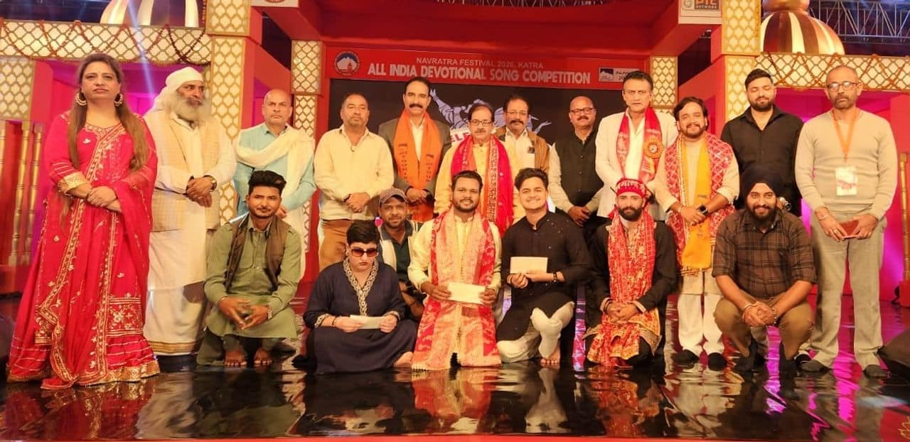 Suraj Singh, Ravi Raguvanshi enthral audience in Katra devotional song competition Suraj Singh, Ravi Raguvanshi enthral audience in Katra devotional song competition
