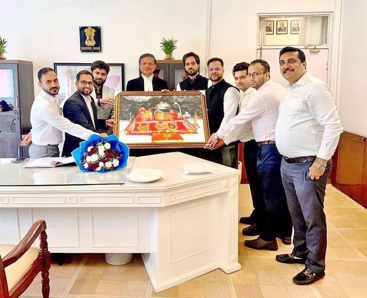 HCSWA welcomes Chief Justice Bhati on maiden visit to Jammu wing HCSWA welcomes Chief Justice Bhati on maiden visit to Jammu wing