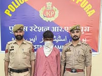 J&K police recover over 800 grams of heroin, 1 kg opium in Arnia sector