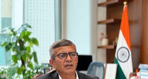 Centre extends defence secretary's tenure by one year