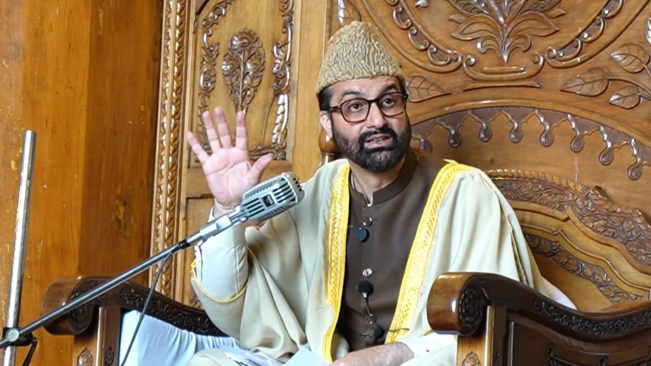 Mirwaiz says withdrawal of books over objectionable content is disturbing, unfortunate