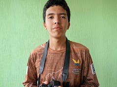 A 14-year-old Colombian inventor created a device that lets deaf children feel birdsong through vibrations |