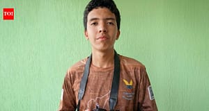A 14-year-old Colombian inventor created a device that lets deaf children feel birdsong through vibrations |