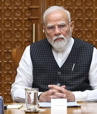 PM Narendra Modi congratulates Indian Chess players