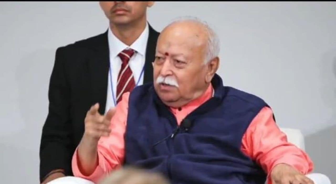 If any Hindu thinks that there should be no Muslims in Bharat, he will not remain Hindu: Bhagwat If any Hindu thinks that there should be no Muslims in Bharat, he will not remain Hindu: Bhagwat