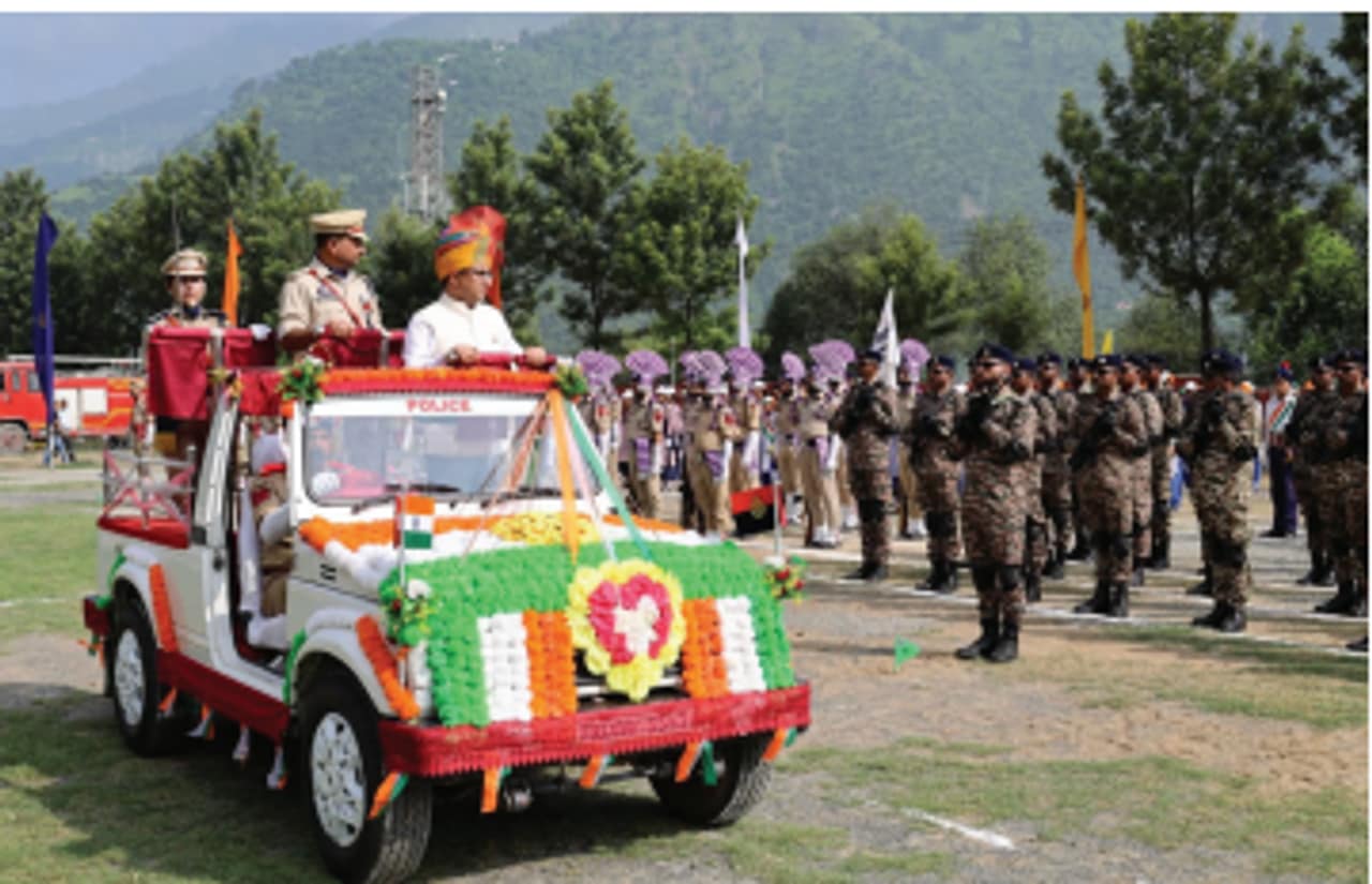 Independence Day Celebration | Full dress rehearsal held across Jammu Independence Day Celebration | Full dress rehearsal held across Jammu