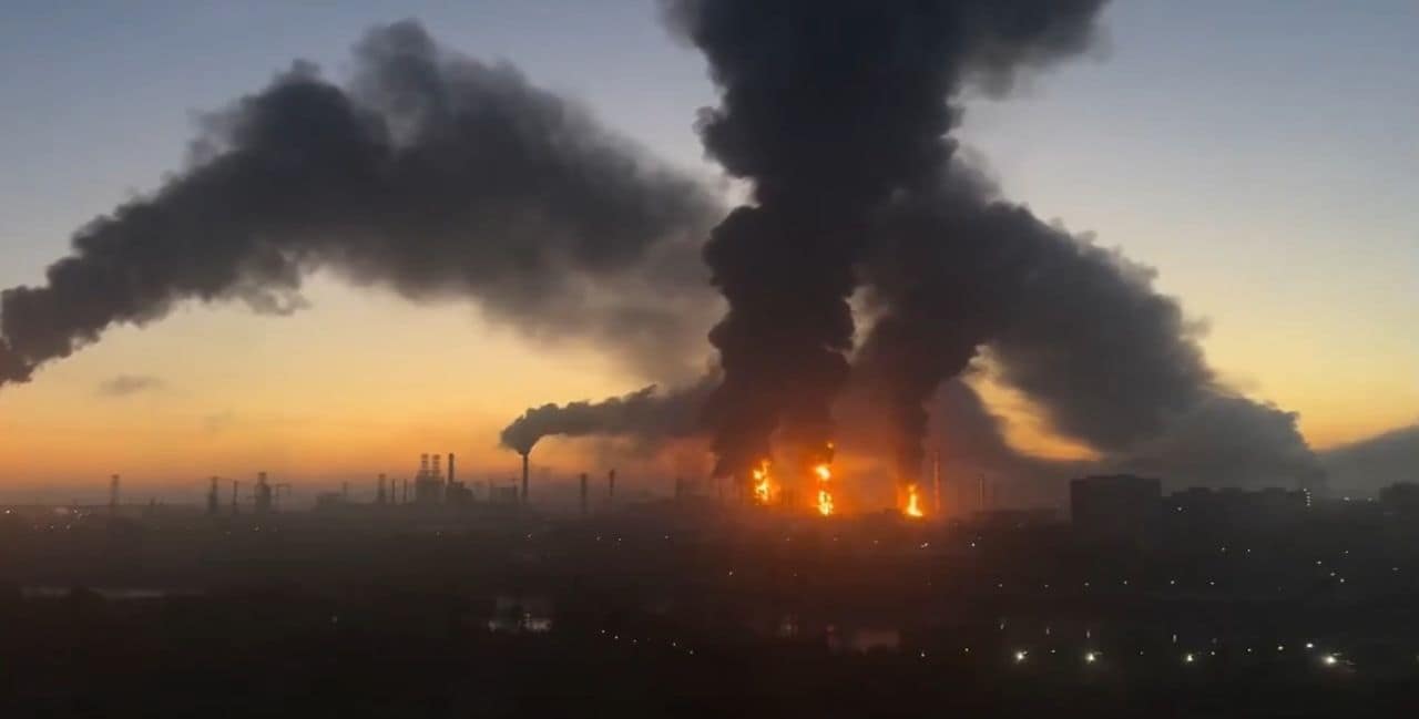 Ukraine fires over 1,000 drones at Russia, including hundreds launched at Moscow Ukraine fires over 1,000 drones at Russia, including hundreds launched at Moscow